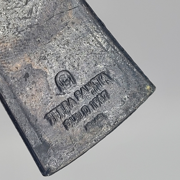 Vintage Signed Terra Sancta Guild Black Gold Tone Fish Loaves Pendant. 1967 - Picture 3 of 8